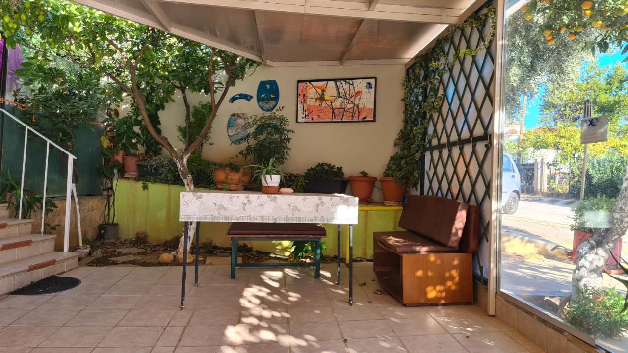 Villa George - Family Holidays Néa Mákri المظهر الخارجي الصورة