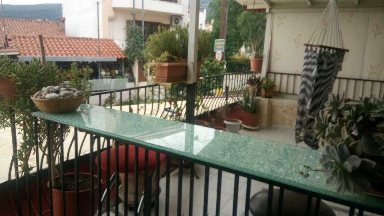 Villa George - Family Holidays Néa Mákri المظهر الخارجي الصورة